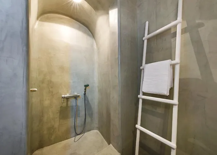 فندق إيريني فيرا - للبالغين فقط