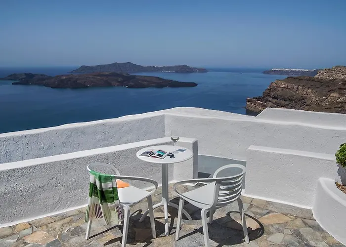 Irini - Adults Only Hotel Firá