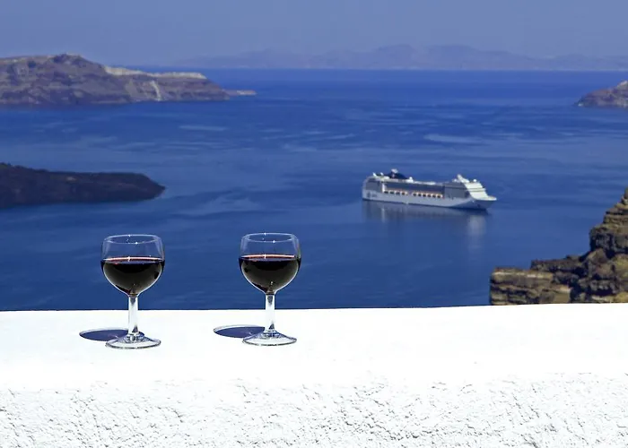 Irini - Adults Only Hotel Firá